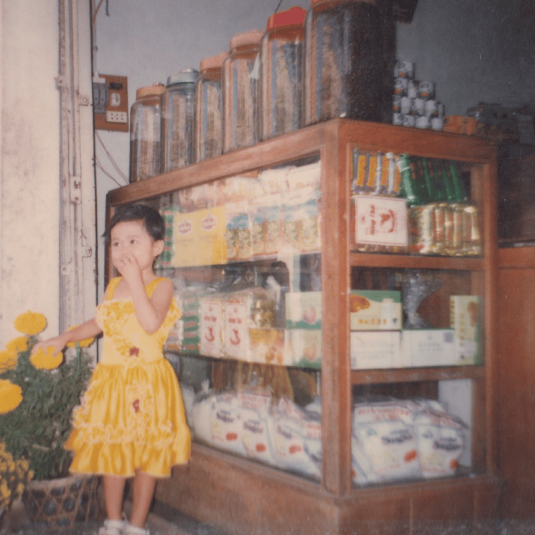 Lịch sử cột mốc gia nghiệp